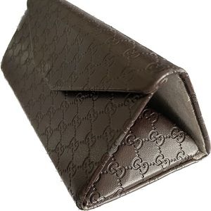 NEW GUCCI Monogram Tri-Fold Leather Extra Large Brown Triangle Glasses case